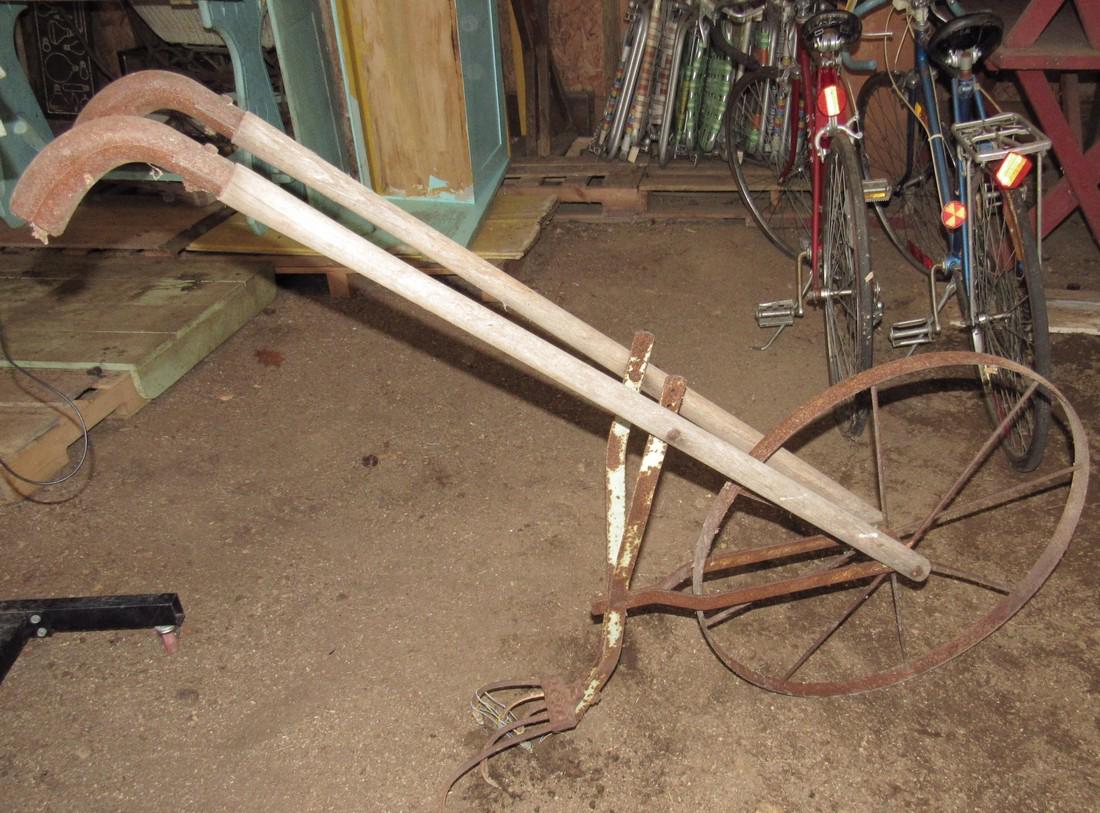 Cultivator: Cultivator