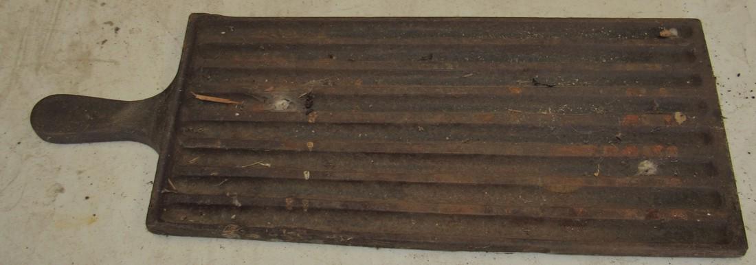 Cast Iron Mold (1 of 2)