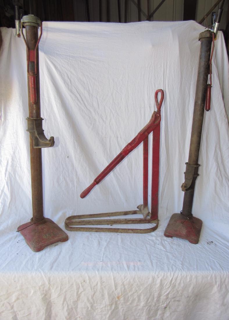 2 Vintage Bumpers Jacks & Tire Bead Breaker