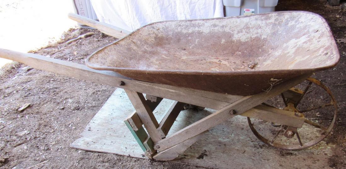 Steel Wheel Wheel Barrow (1 of 4)