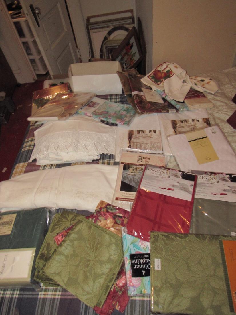 Table Cloths Bed Skirt Napkins: Getting all pictured