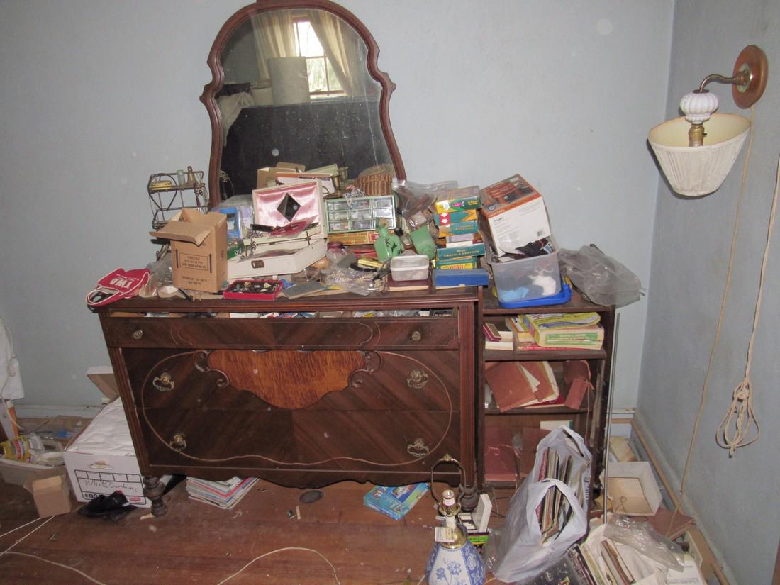 Left Side of Bedroom Contents Dresser Jewelry & Misc (1 of 8)