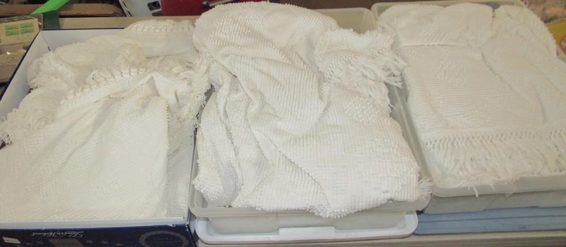 Chenille Bedspreads (1 of 3)
