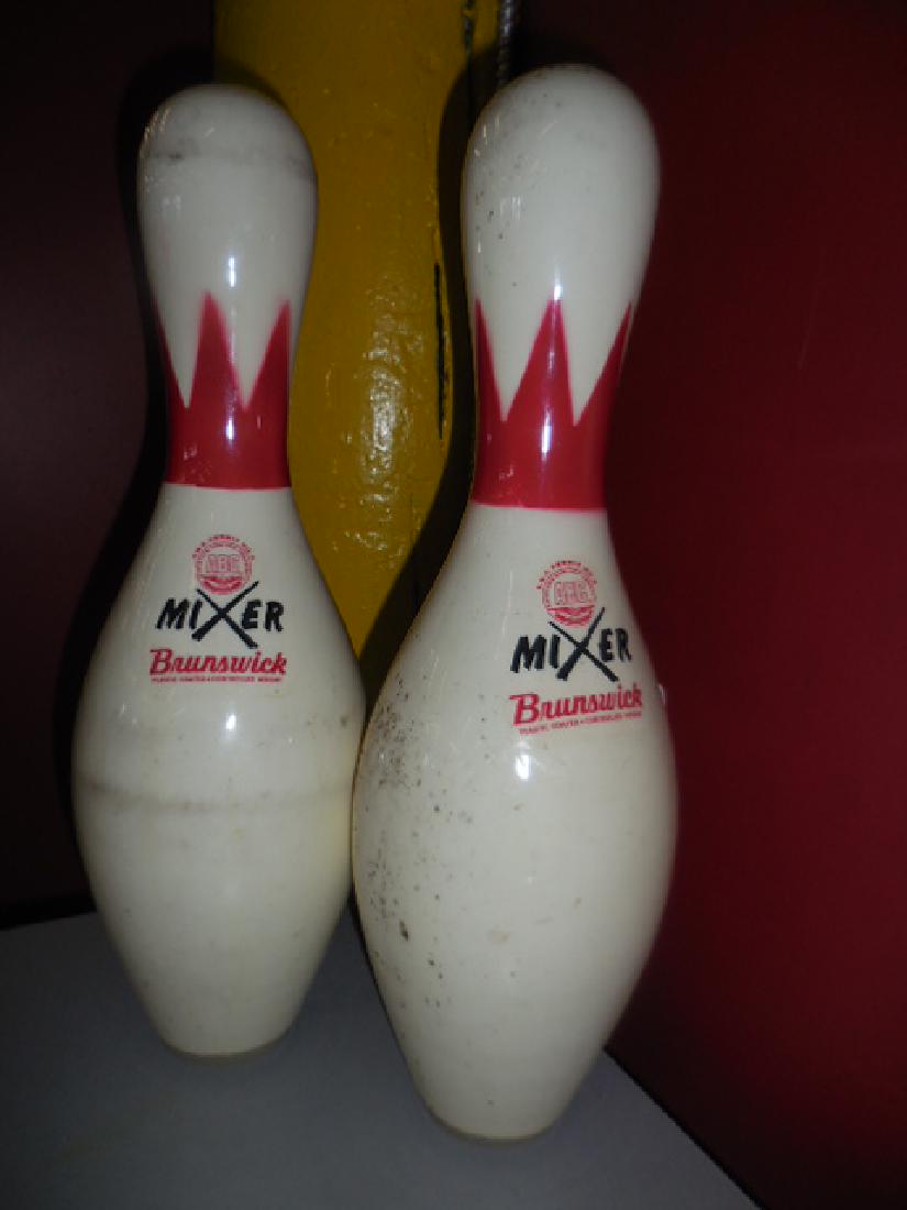 Brunswick Bowling Pins (1 of 2)