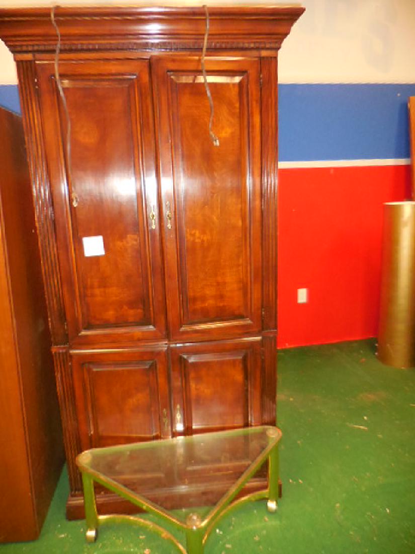 TV Cabinet: Incl. Table