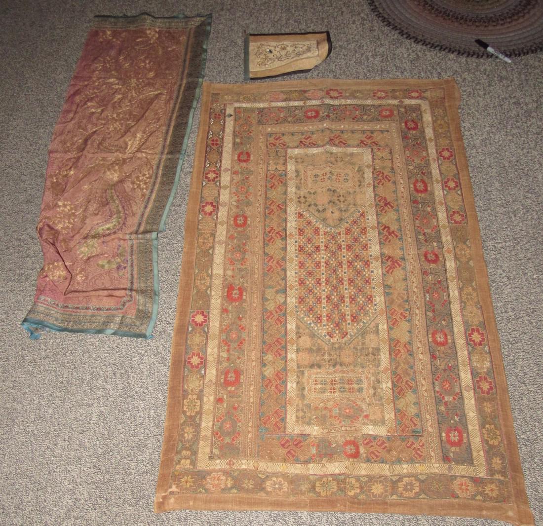 Tapestries & Runner (1 of 4)