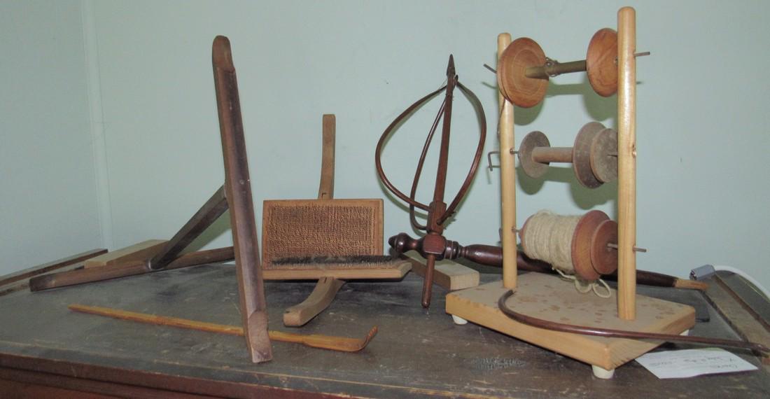 Flax Comb Spinning Wheel Parts Spool Holder (1 of 4)