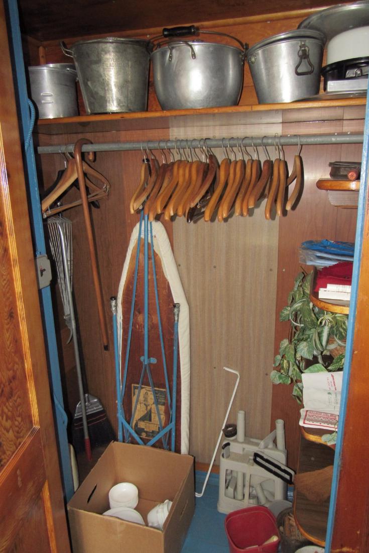 Closet Contents Bread Maker Aluminum Pots (1 of 7)