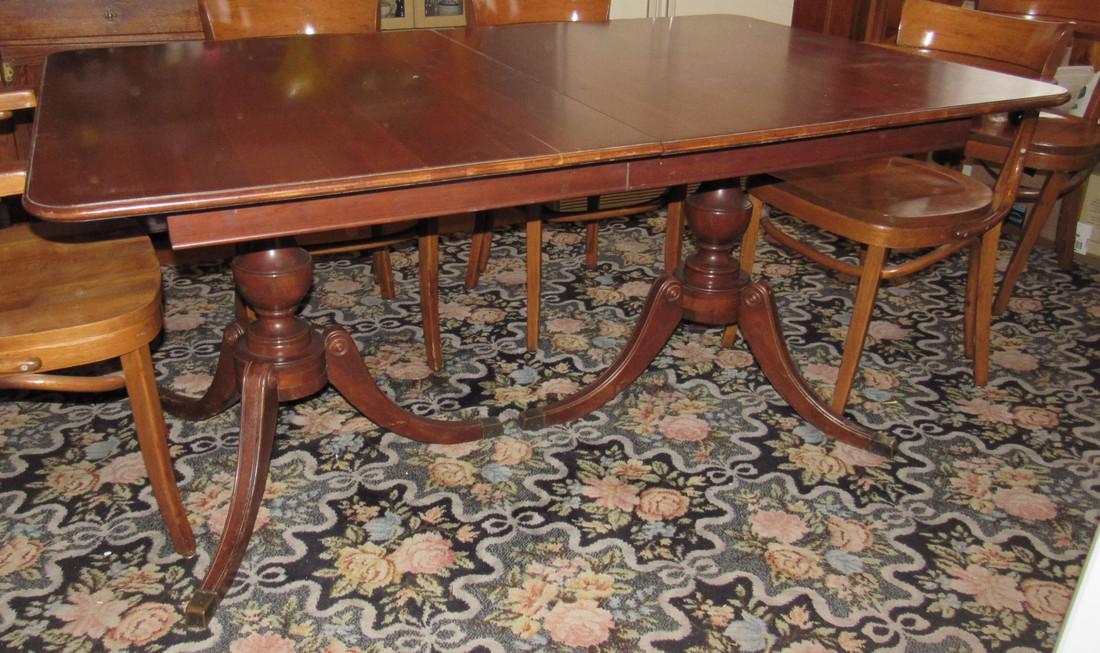 Duncan Phyfe Style Dining Room Table (1 of 3)
