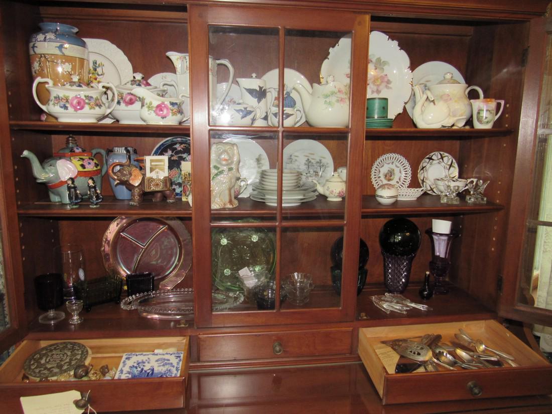 Teapots Platters China Glassware Vases Chinese Plate (1 of 9)