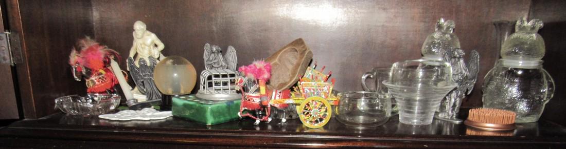 Flower Frogs Jars Knick Knacks: Getting all pictured on shelf