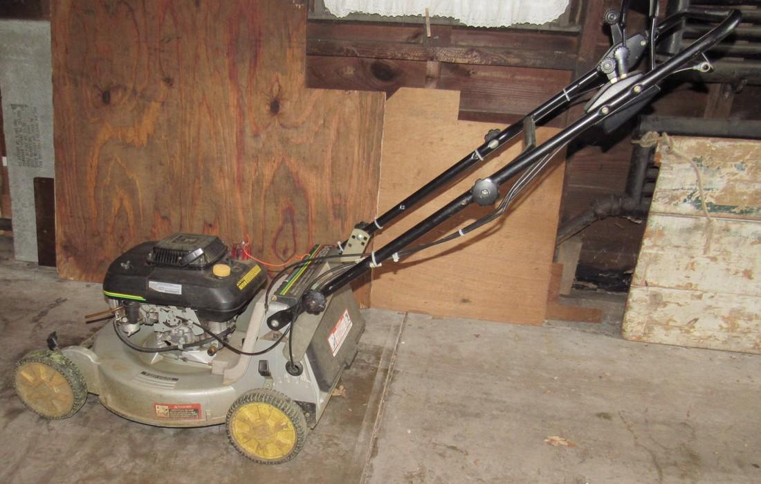 John Deere 14SB 21" Cut Self Propelled Mower (1 of 5)