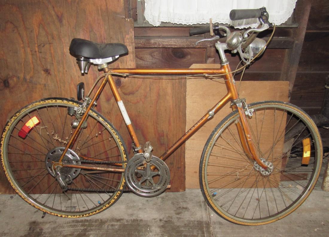 schwinn varsity yellow