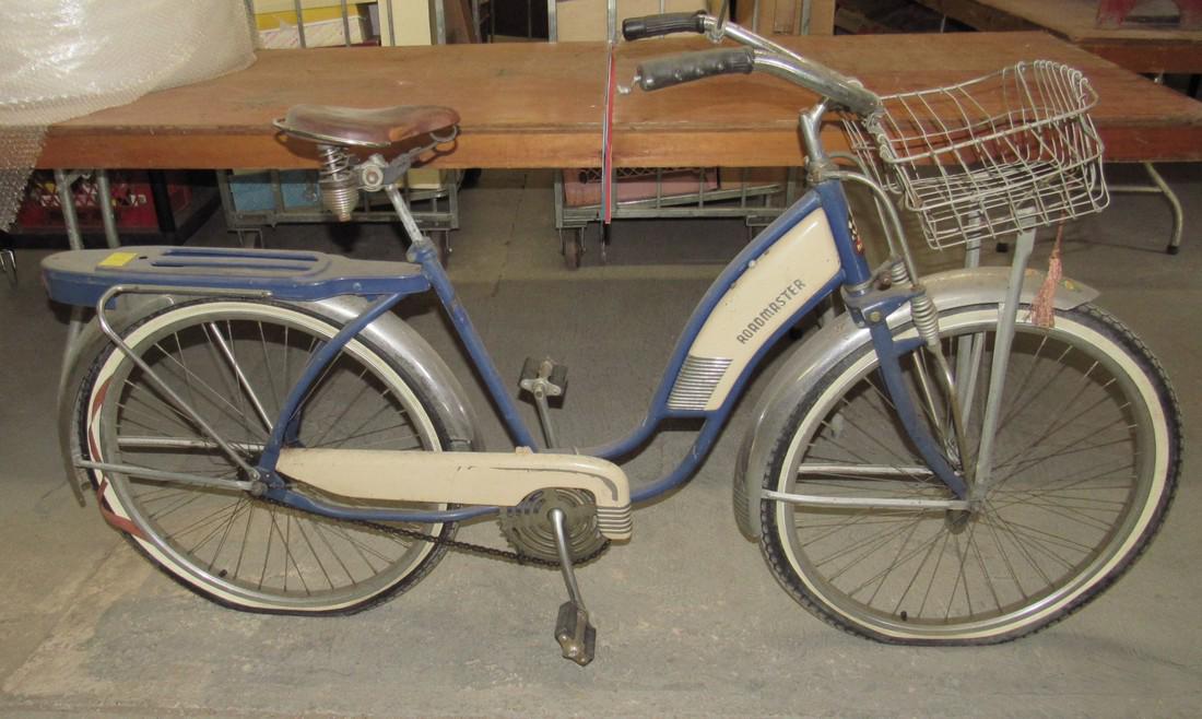 Road Master Bicycle w/ Troxel Seat & Bike License Plate (1 of 10)