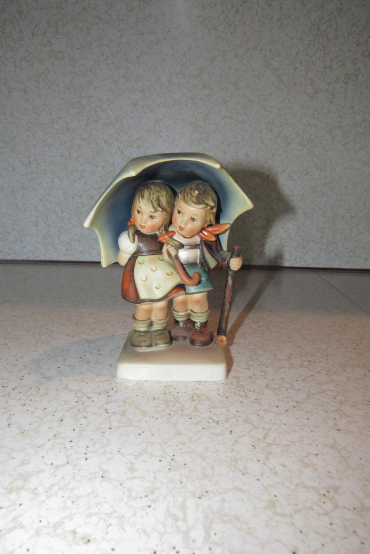 Hummel Goebel Stormy Weather: Approx. 5 3/4" tall