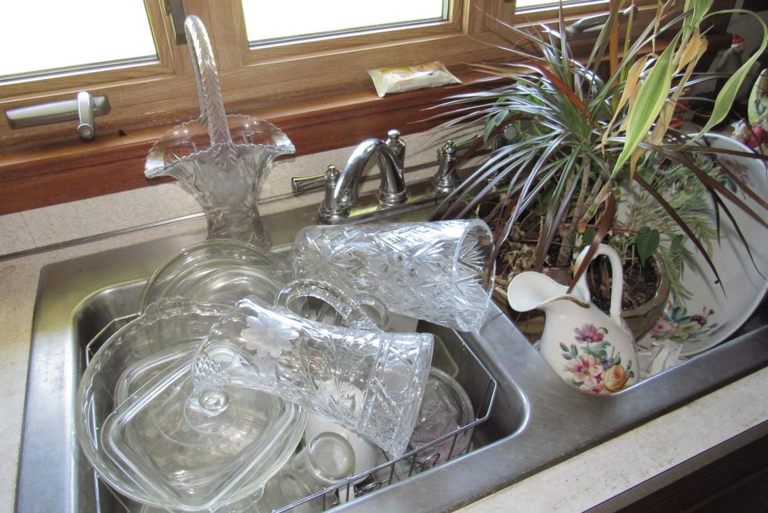 Chipped Cracked & Broken Lot (1 of 2)