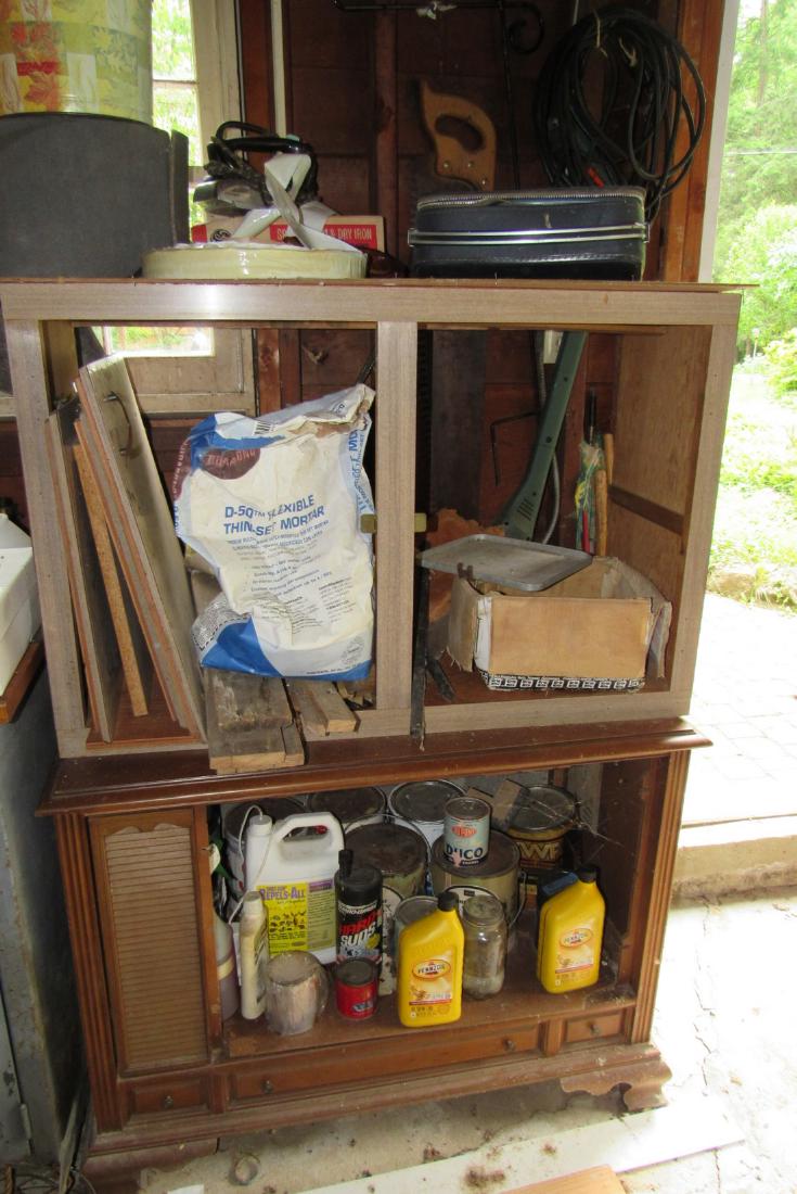 Oil 48" Hand Saw Sledge Hammer Garden Tools & Misc (1 of 3)