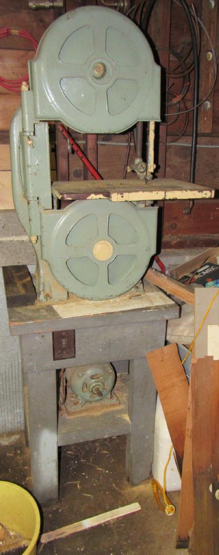 Walker Turner Bandsaw (1 of 3)
