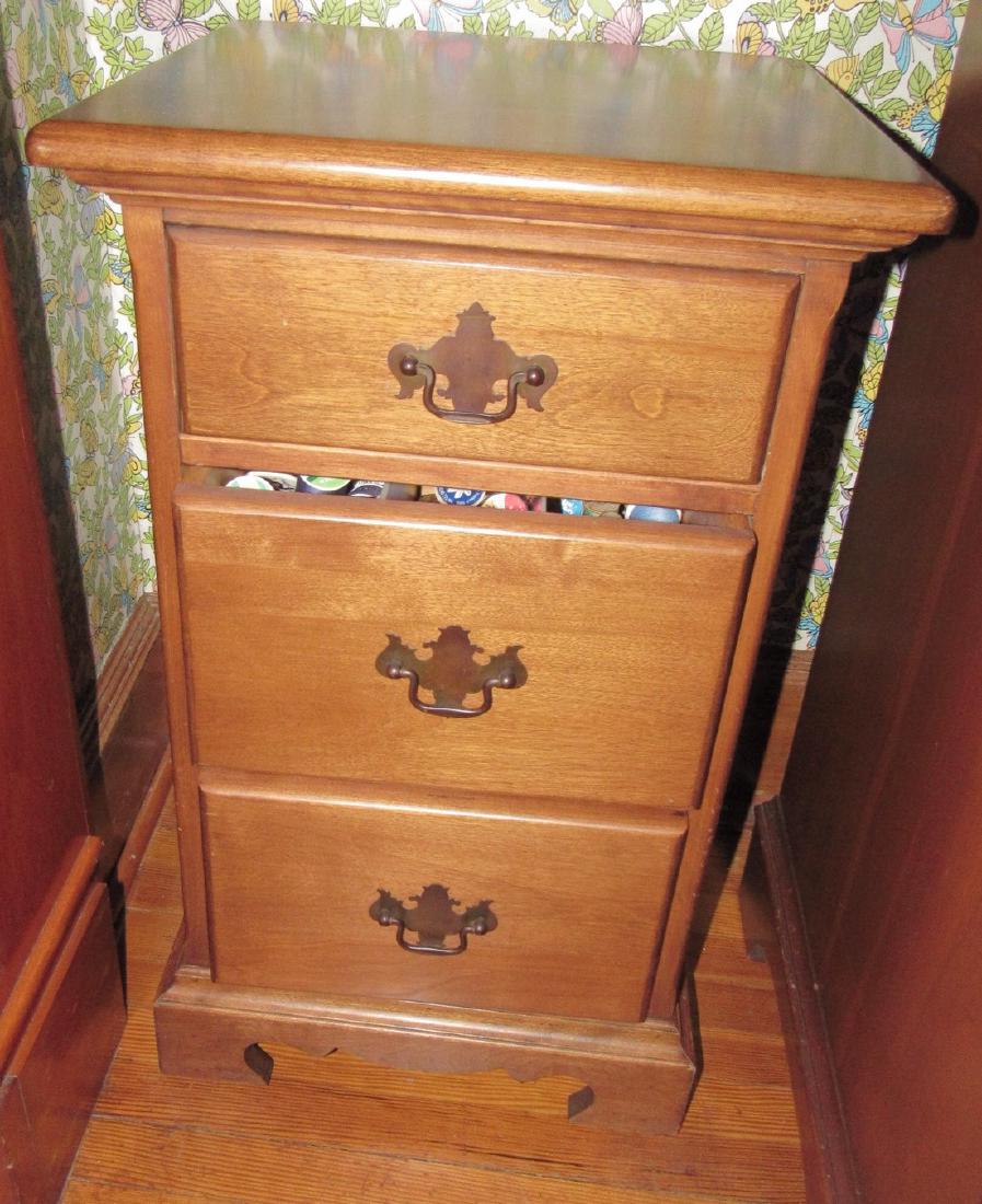 3 Drawer Cabinet Sewing Thread Patterns Material (1 of 6)