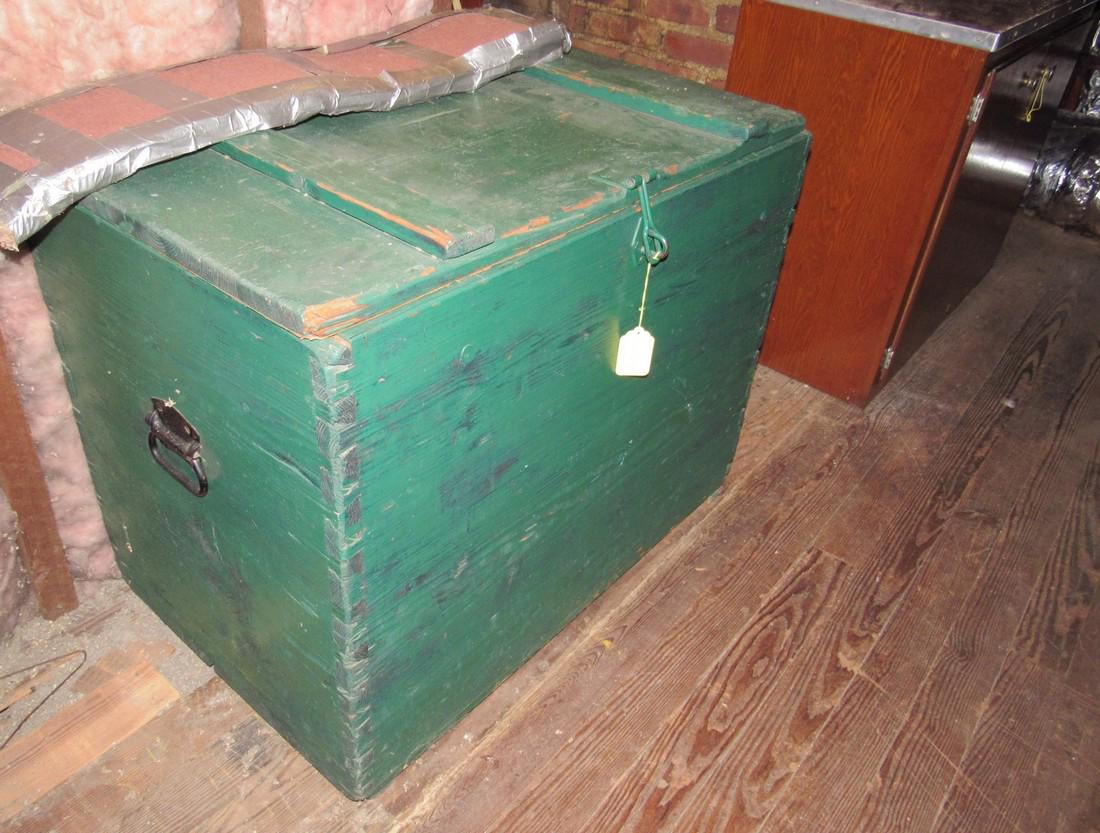 2 Green Painted Boxes & 4 Cabinets (1 of 7)