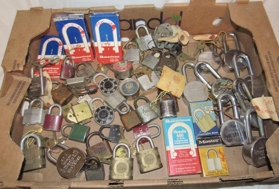 Lot of Vintage Locks (1 of 5)