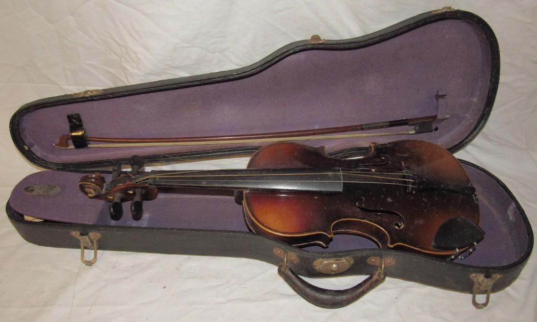 Copy of Antonious Stradivarious Violin Bow & Case (1 of 5)