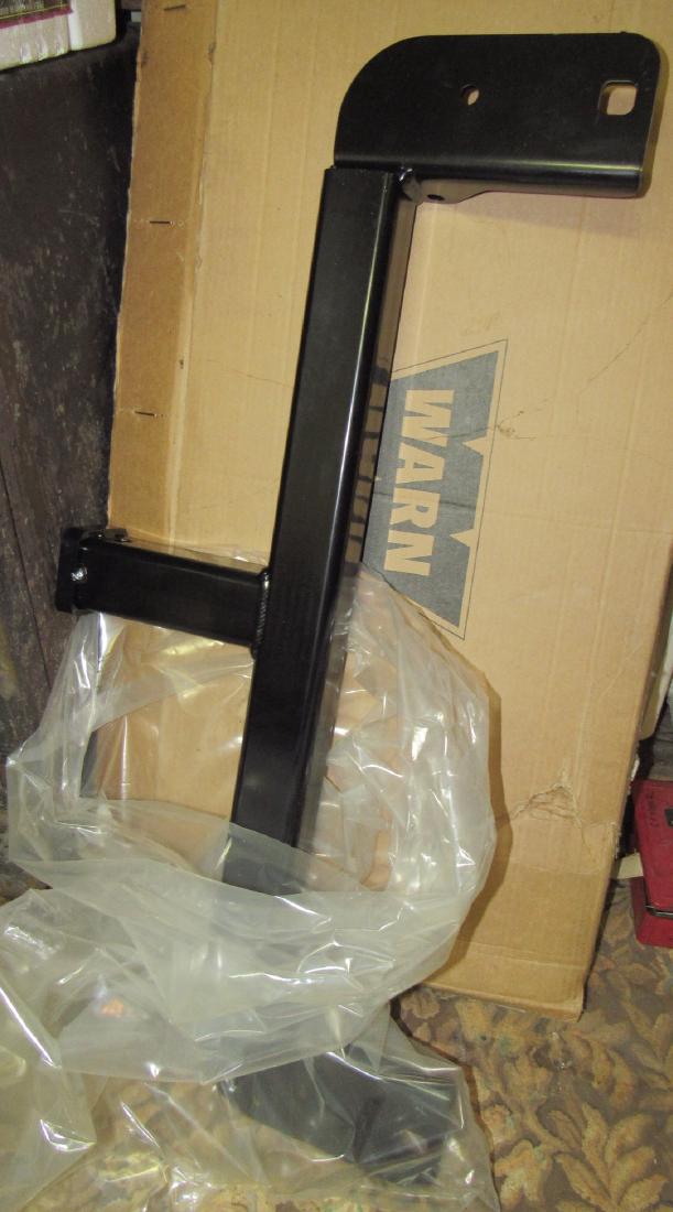 Warn Truck Hitch NEW ! (1 of 3)