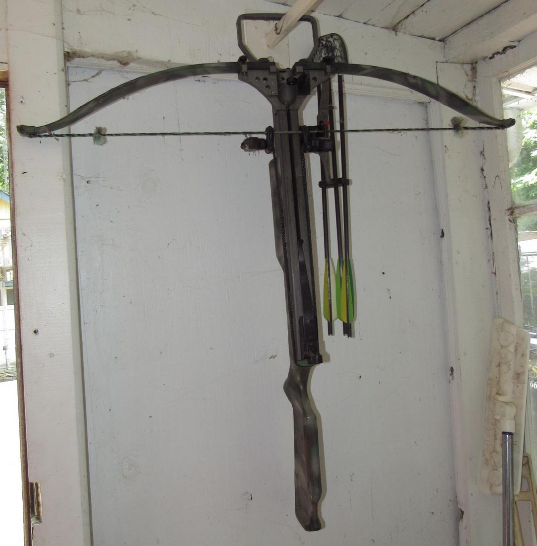 Excalibur Vixen Crossbow Propane Tanks Folding Chair (1 of 4)