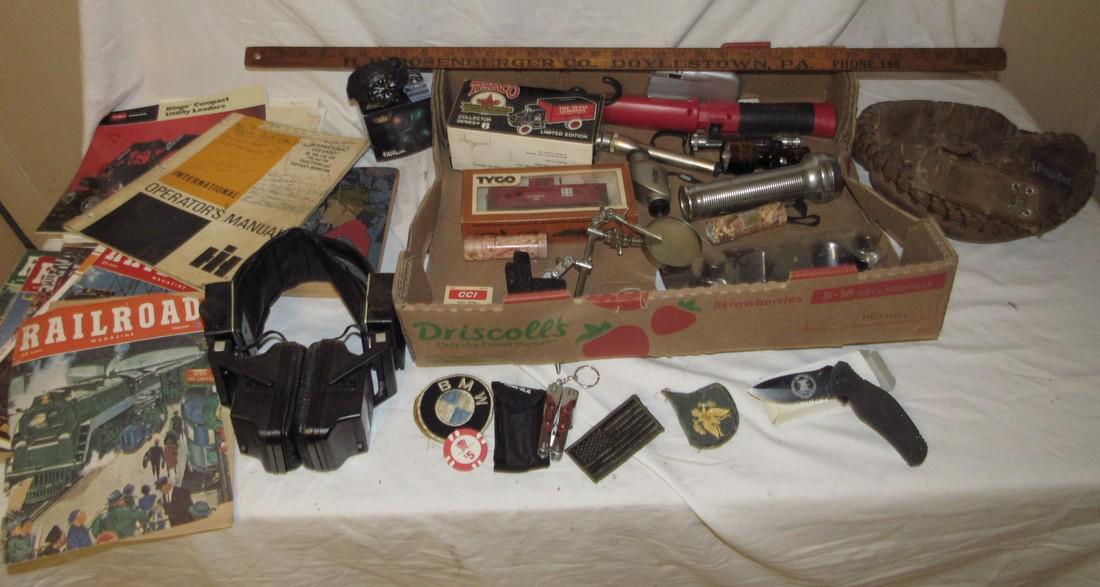 Flashlights Baseball Glove UZI watch Railroad Magazines (1 of 10)
