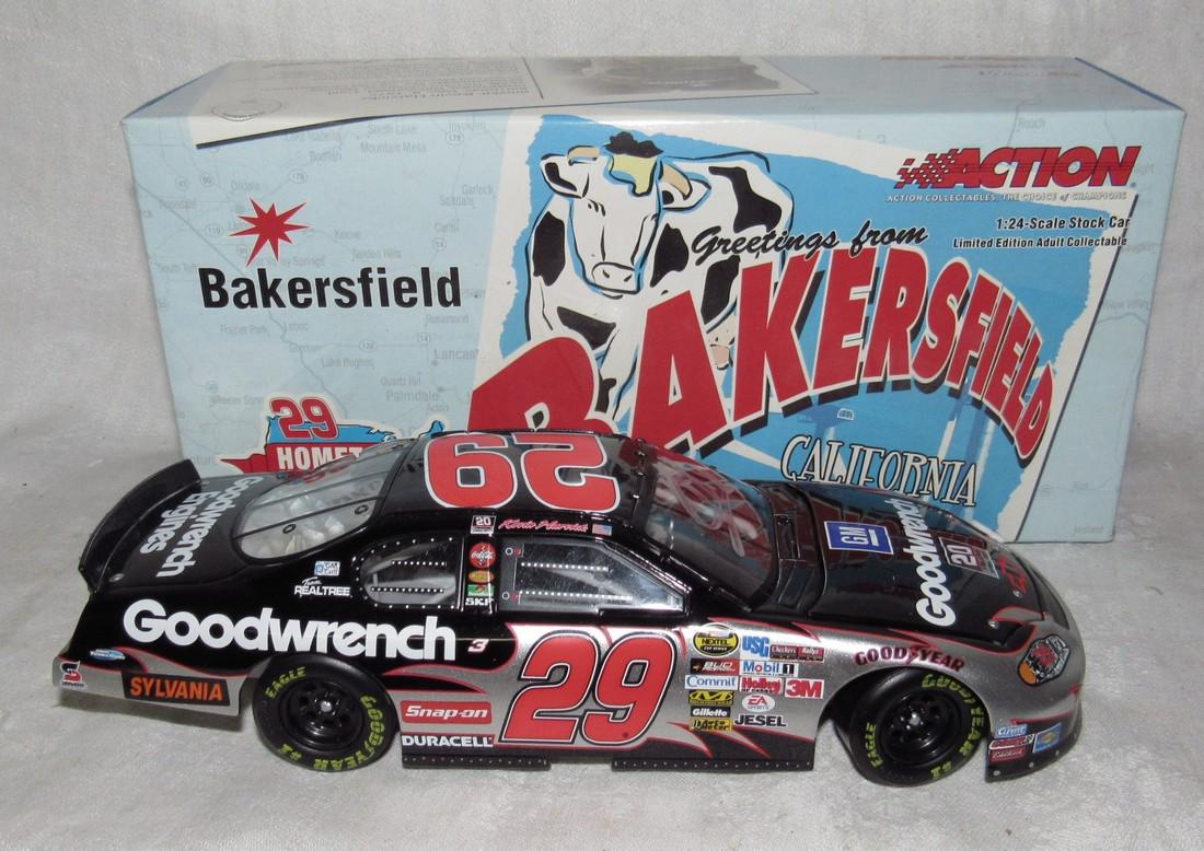 Kevin Harvick Goodwrench Hometown Edition Signed Car (1 of 2)