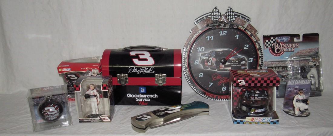Dale Earnhardt Figures Christmas Lunchbox Clock: Getting all pictured