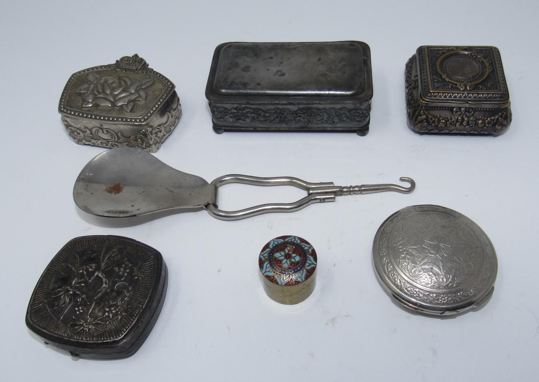 Pill Trinket Boxes Compacts (1 of 3)