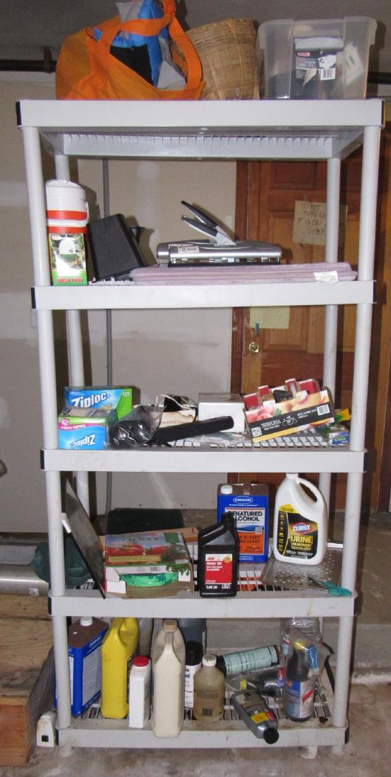 Plastic Shelf & Contents Oil Cleaners Volkswagen Cars (1 of 7)