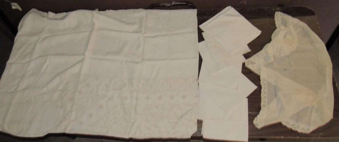 Antique / Vintage Linens Doiles Napkins: Getting all pictured. Some may have staining