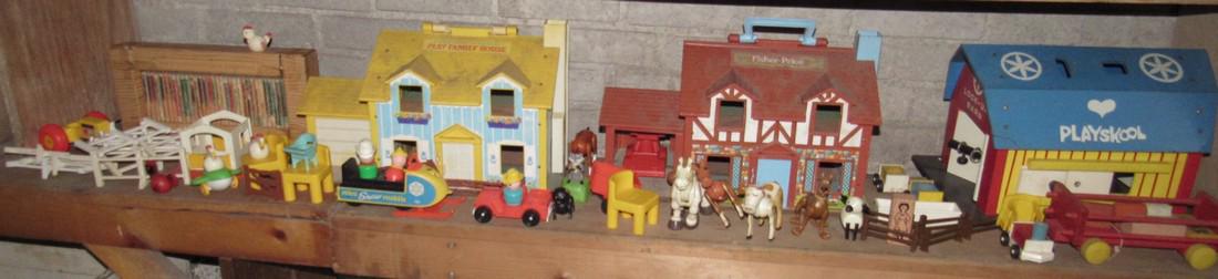 Fisher Price Playskool Houses Barn Peope Accessories: Getting all pictured including Mini Golden Books