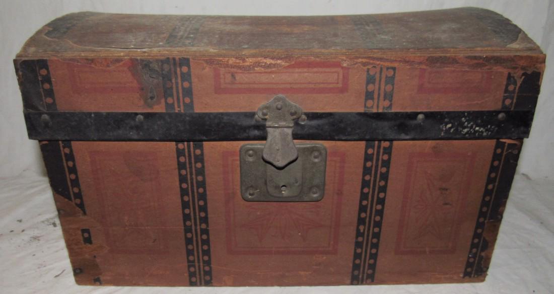 Doll Trunk: Approx. 8" x 14" x 9" tall