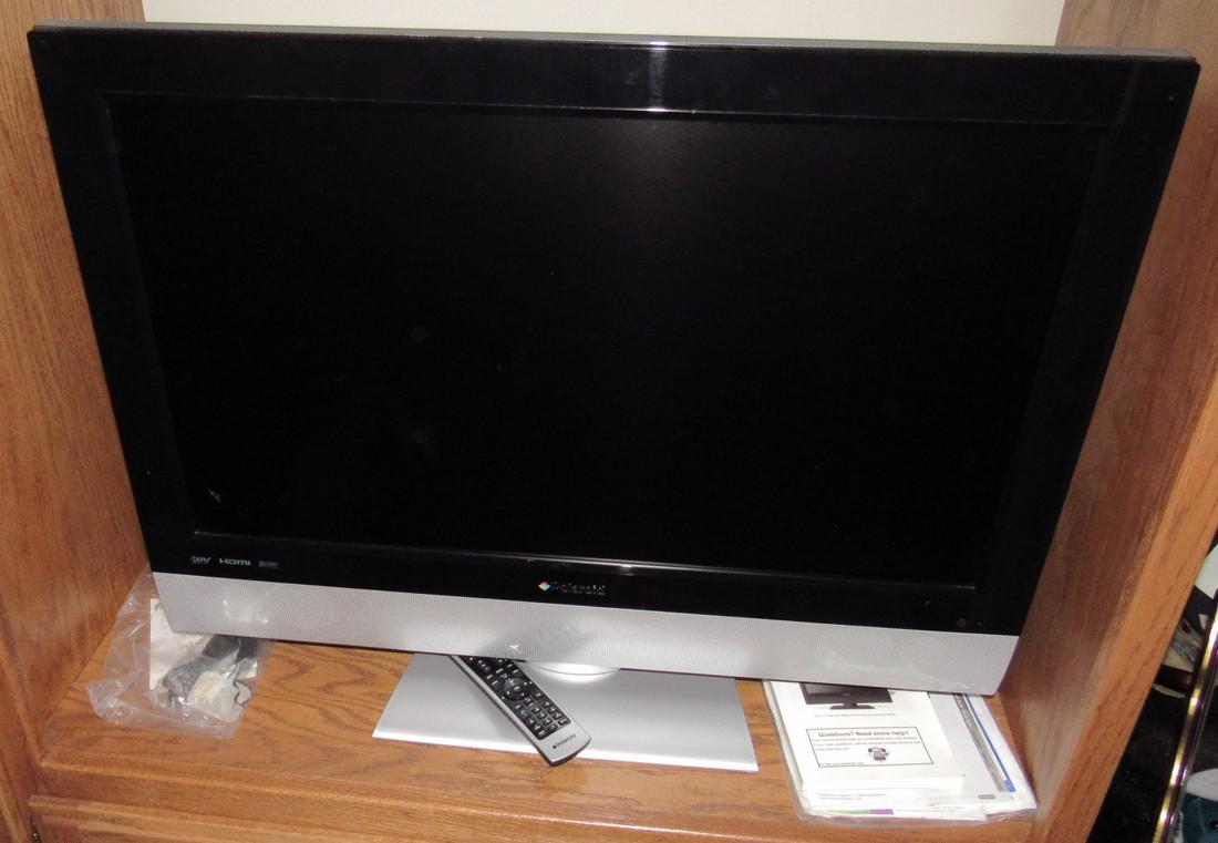 31" Polaroid Flat Screen TV (1 of 1)