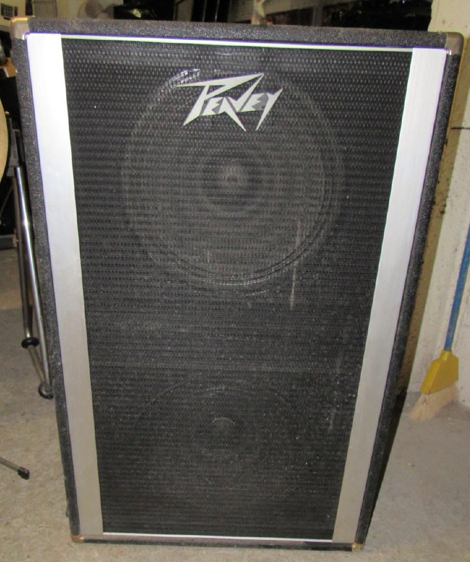 peavey 215 speakers