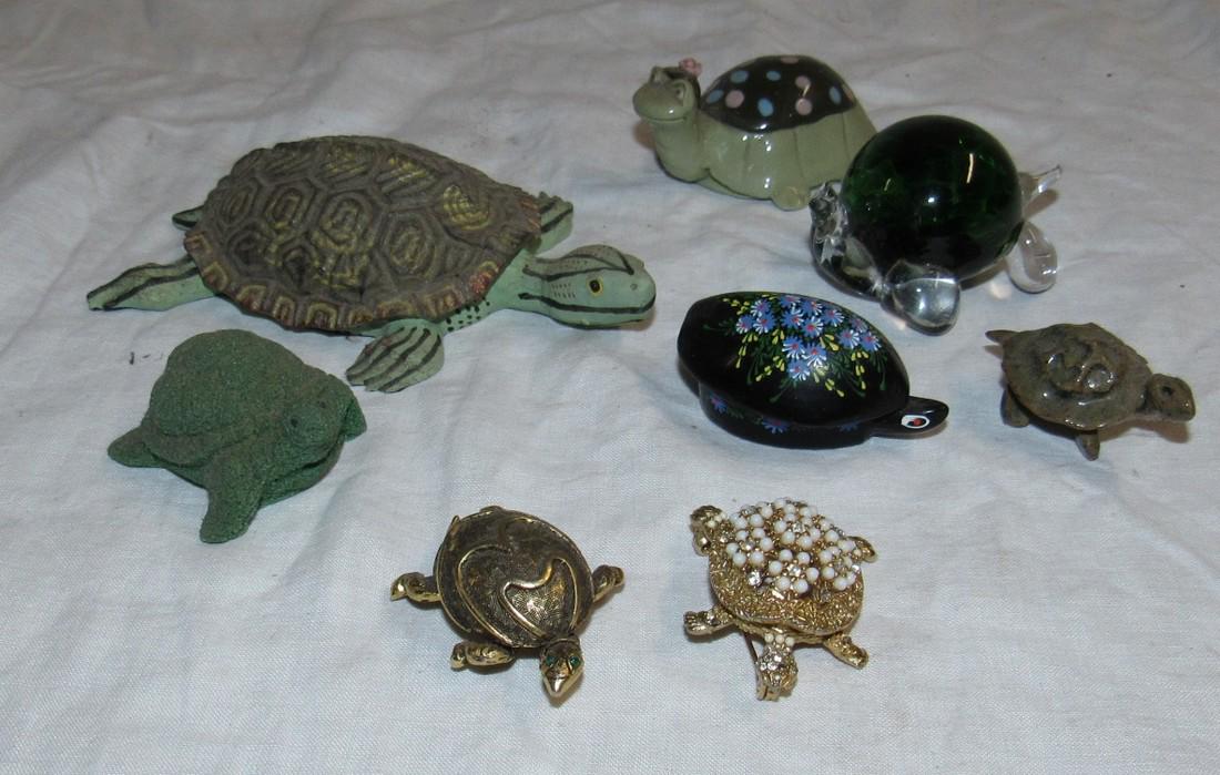 Turtle Knick Knacks & 2 Pins (1 of 2)