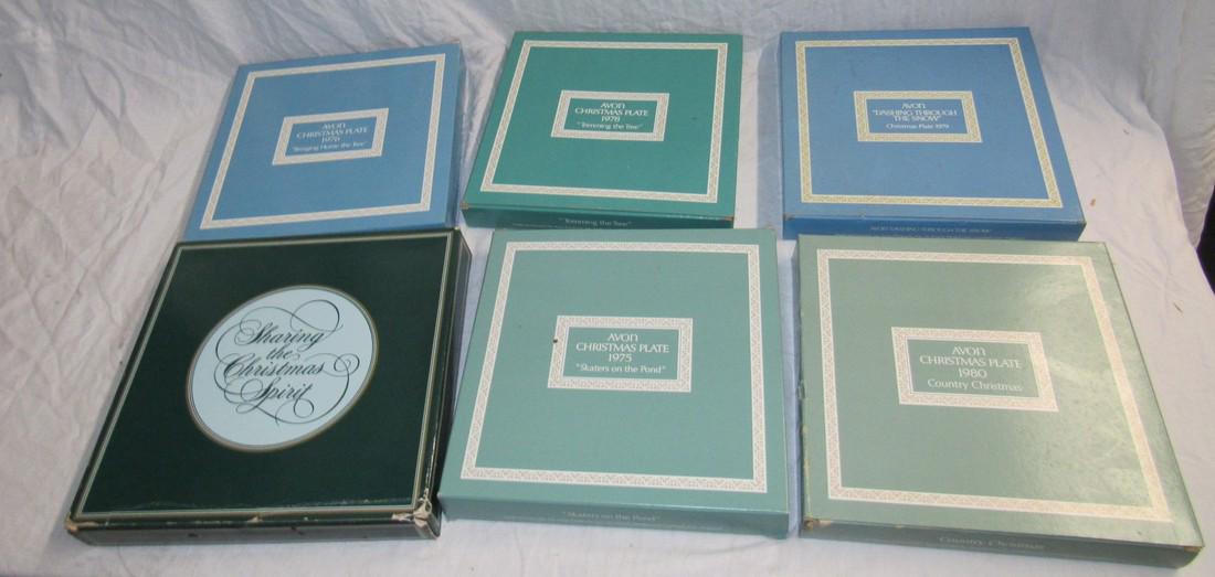 6 Vintage Avon Christmas Plates (1 of 1)