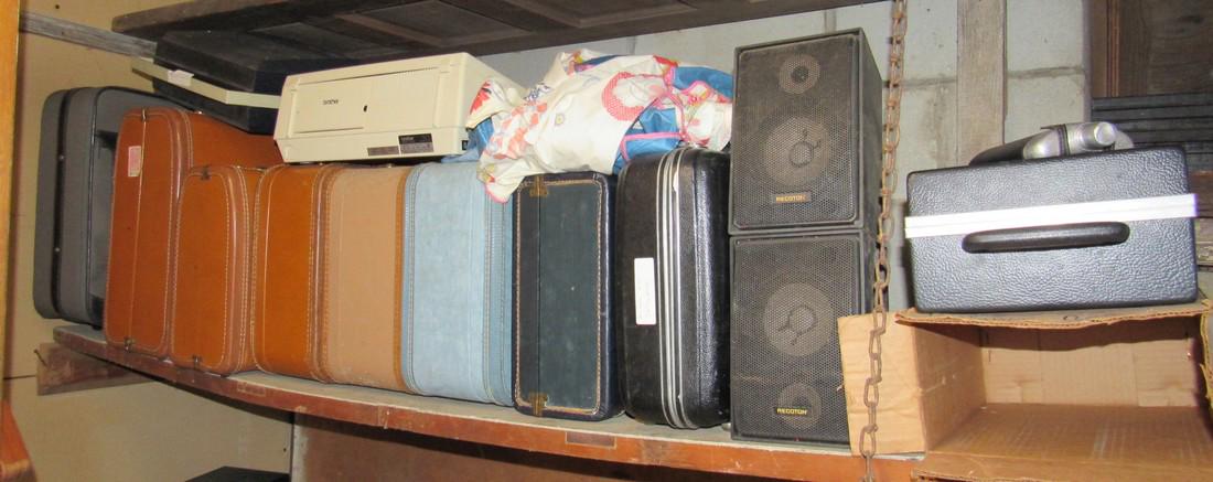 Vintage Suitcases Brother Typewriter Speakers & Misc (1 of 4)