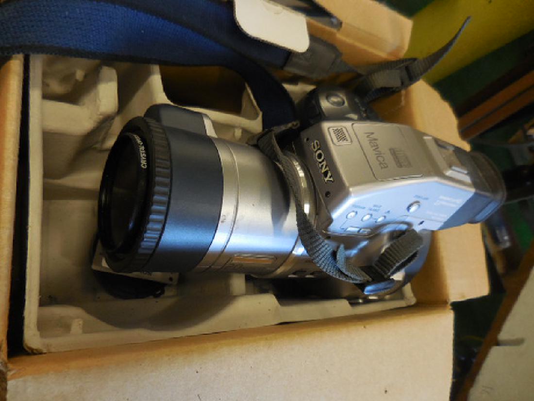 Sony Mavica Camera (1 of 2)