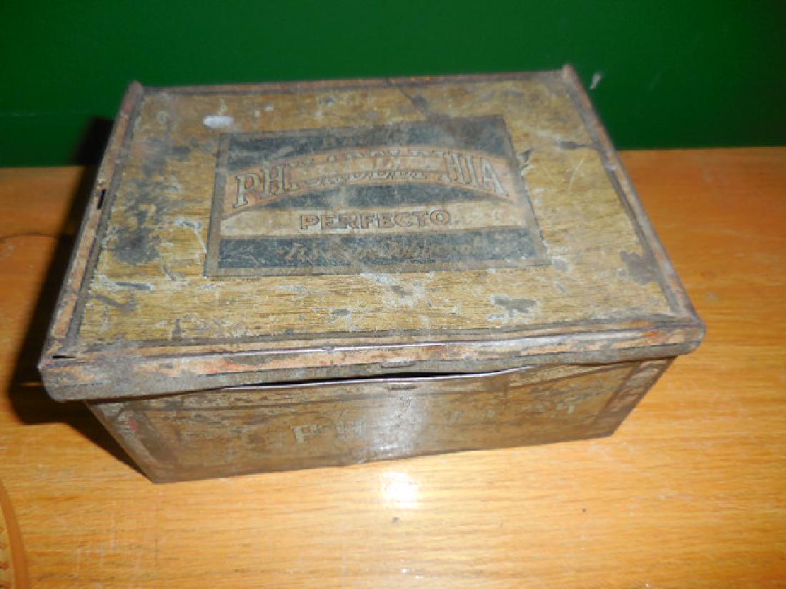 Phillies Perfecto Cigar Box (1 of 2)