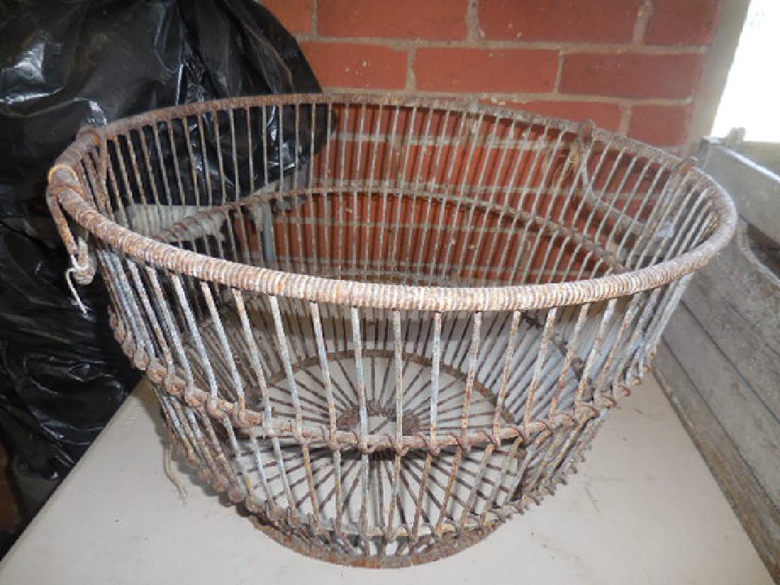 Large Wire Basket (1 of 2)