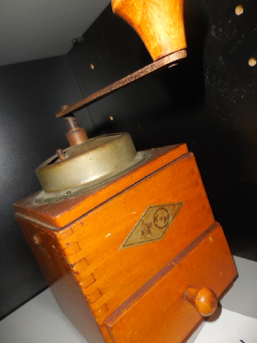 KTM Coffee Grinder: vintage coffee grinder