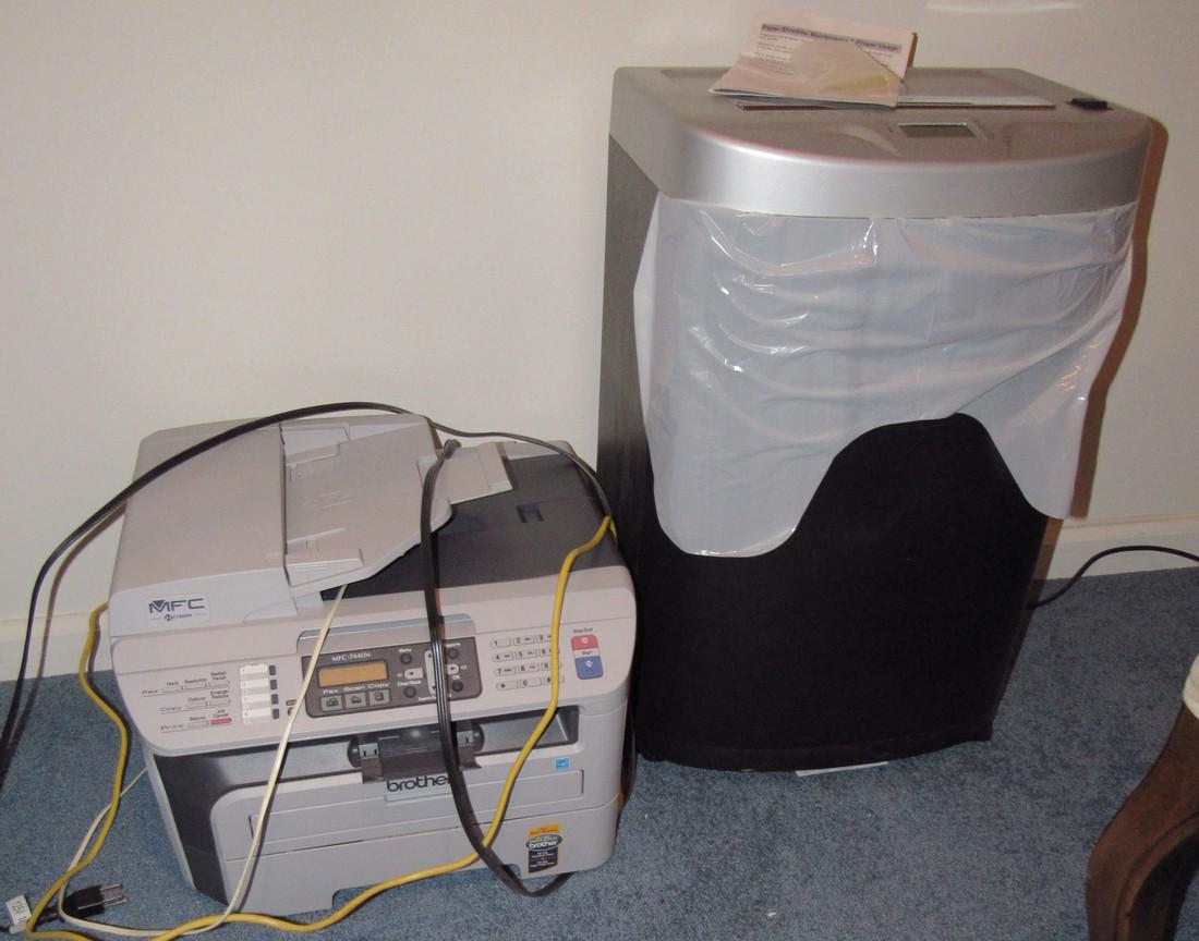 Brother MFC-7440N Printer Copier Scan Fax Machine (1 of 2)