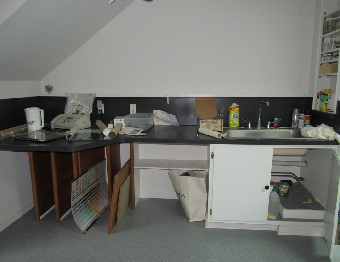 Craftsman Cut -n-Clamp & Misc Counter Contents (1 of 6)