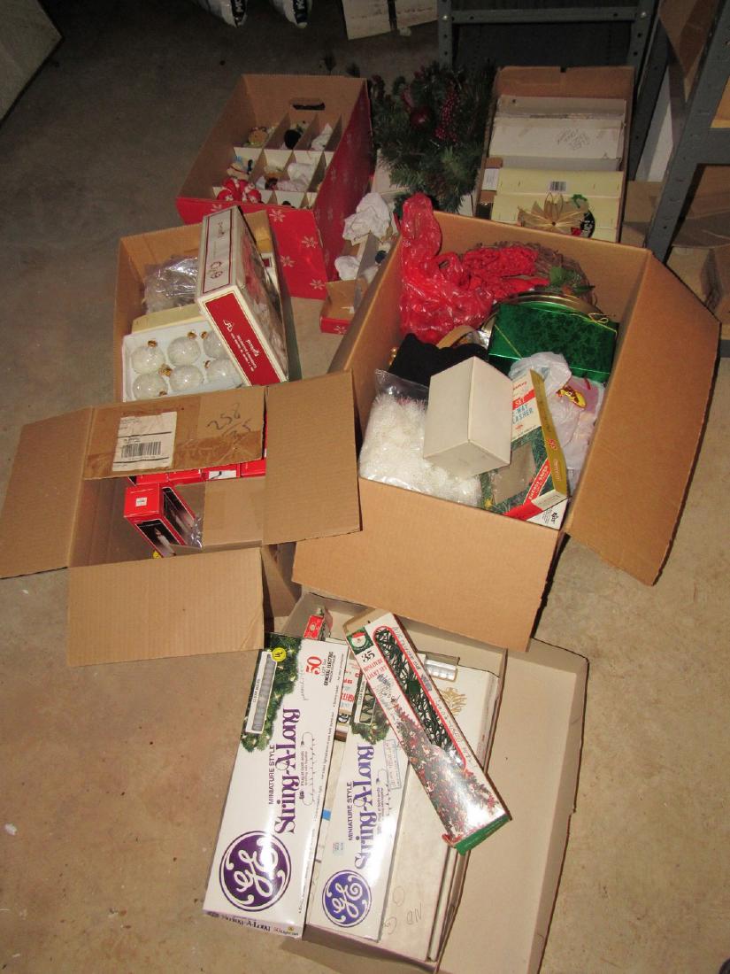 Large Lot of Christmas Ornaments Lights Decorations (1 of 7)