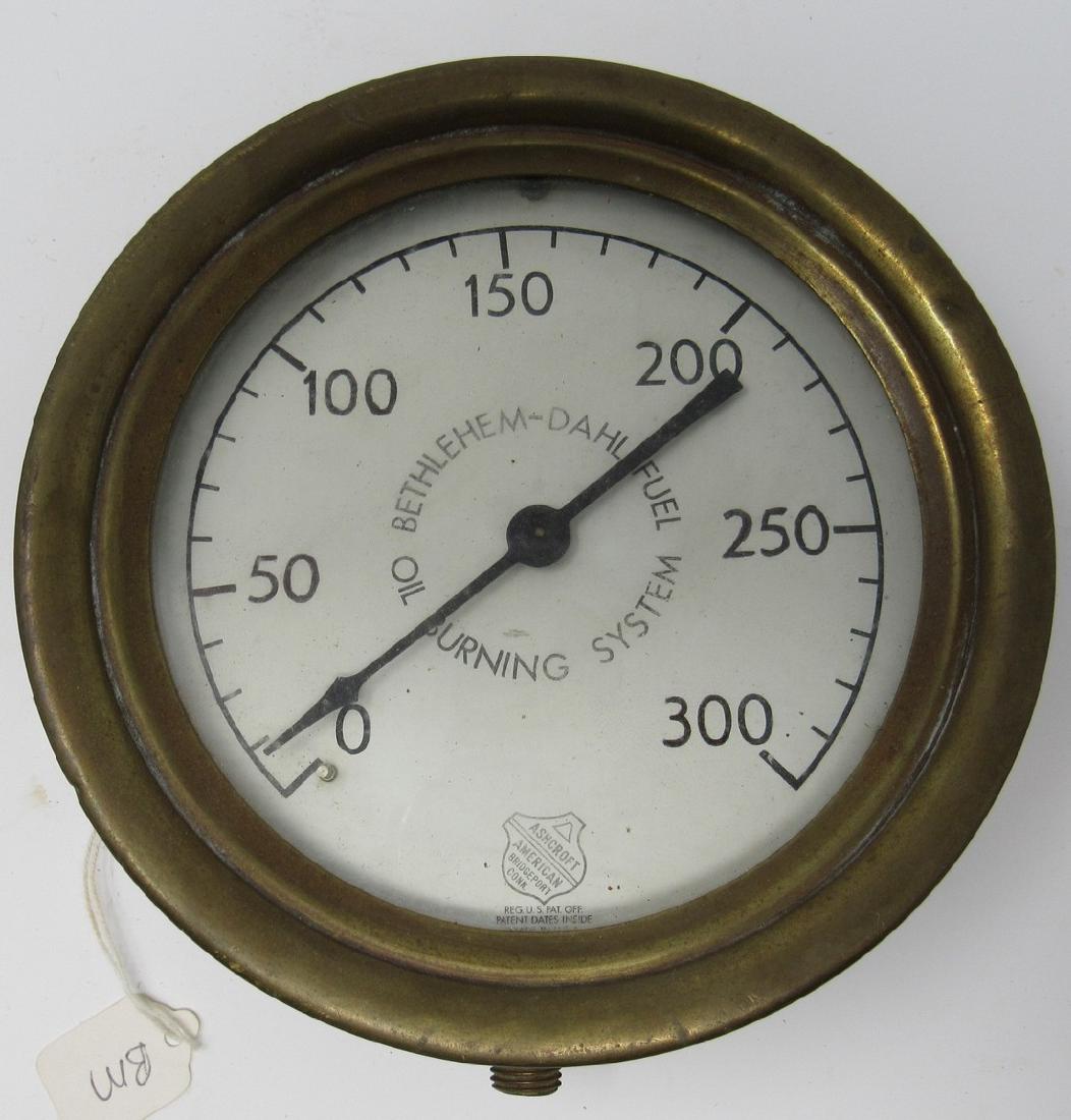Antique Brass Bethlehem Dahl Fuel Ashcroft Gauge (1 of 4)