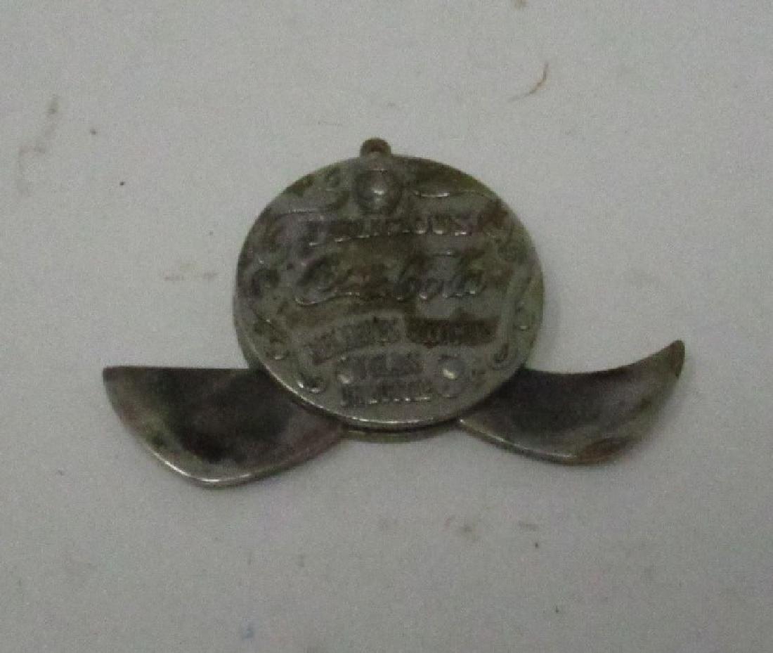Vintage Coca Cola Coke Pocket Knife: Approx. 1 1/2" in diameter